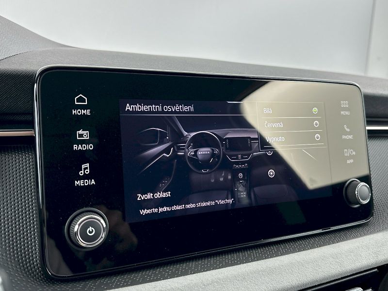 Škoda Scala (2025) 1.0TSI 85kW Top Selection - fotka 17 z 31