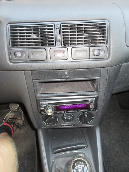 Volkswagen Golf (2003) OCEAN 1,9 TDI 74 kw - fotka 6 z 25