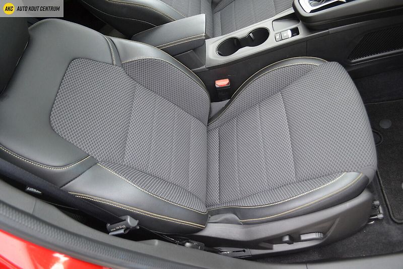 Renault Arkana Techno mild hybrid 140 EDC - fotka 12 z 56