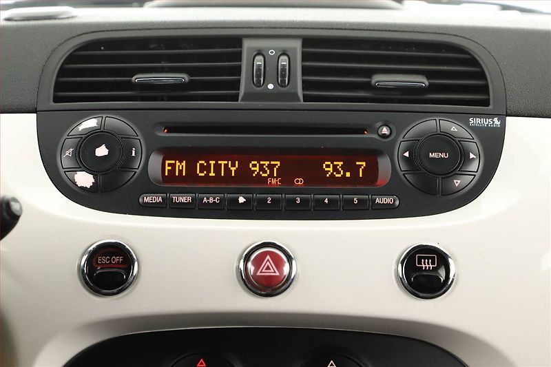 Fiat 500e (2015) 24 kWh, Automat, Tempomat - fotka 11 z 13