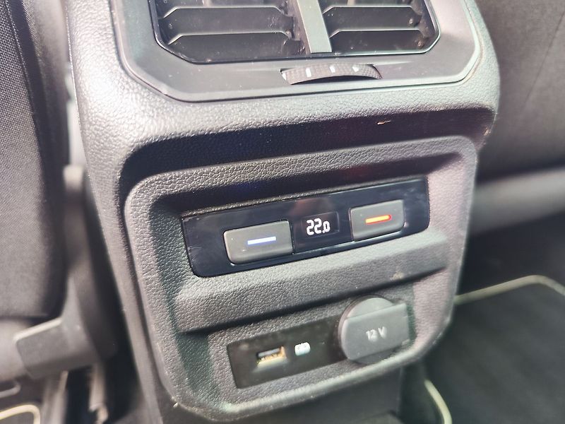 Volkswagen Tiguan 1.5 TSI/110kW Comfortline - fotka 14 z 35