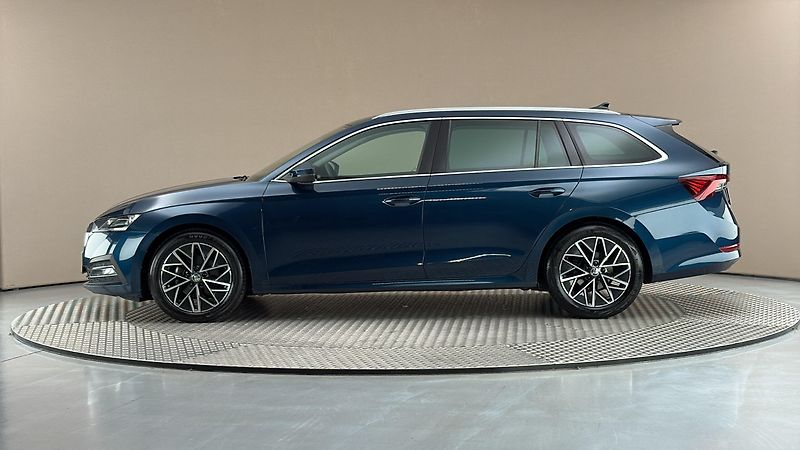Škoda Octavia 2.0 TDI Style Combi - fotka 4 z 28