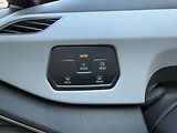 Volkswagen ID.3 PRO S 82kWh REZERVACE - náhled 32
