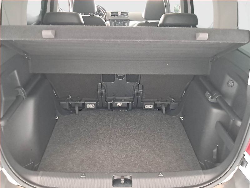 Škoda Yeti (2012) Elegance 2.0 TDI, Serv.kniha - fotka 14 z 17