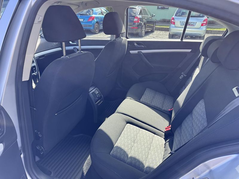 Škoda Octavia II 1.6 TDI,2009,1.Majitel,ČR - fotka 14 z 18
