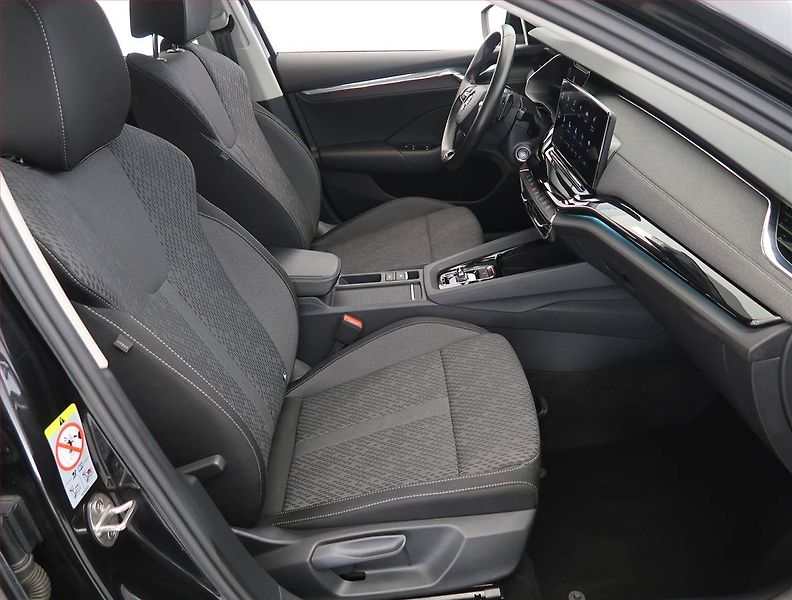 Škoda Octavia (2022) 2.0 TDI, Automat, ČR,1.maj - fotka 9 z 28