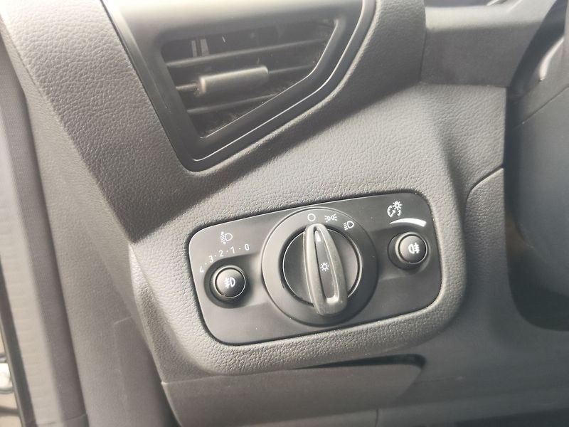 Ford Kuga 1.5 EB/110kW Sync Edition - fotka 26 z 28