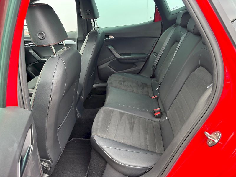 Seat Arona (2023) 1.0TSI 81kW FR ACC - fotka 23 z 35