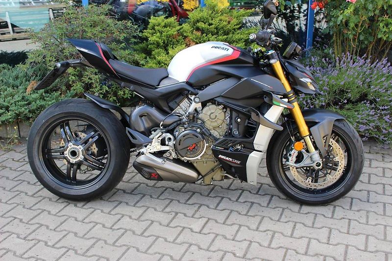 Ducati Streetfighter V4 S (2024) SP 2500 KM 2024 - fotka 5 z 12