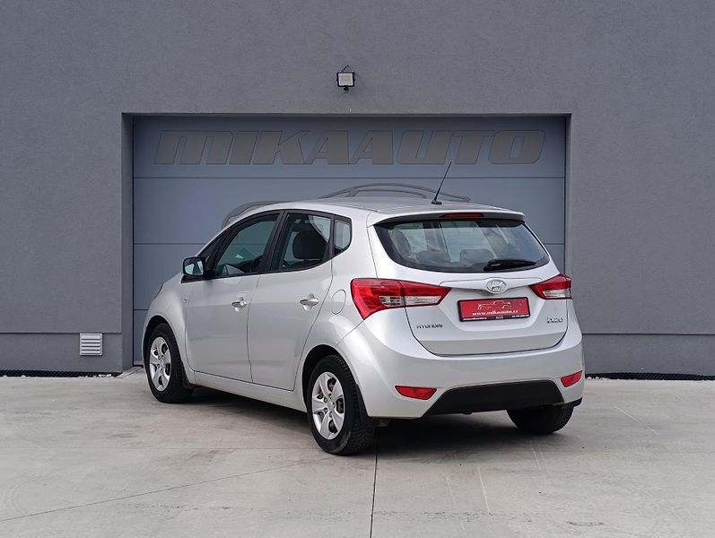 Hyundai ix20 1.4CVVT 66kW ČR 1.MAJITEL DPH - fotka 7 z 30