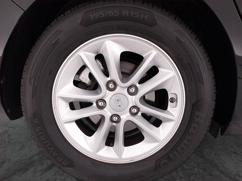 Hyundai i30 (2015) 1.6 MPI, ČR,1.maj, Serv.kniha - fotka 15 z 20