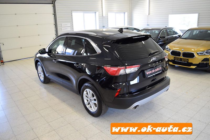 Ford Kuga 2.5 HYBRID TITANIUM 2023  - fotka 4 z 60