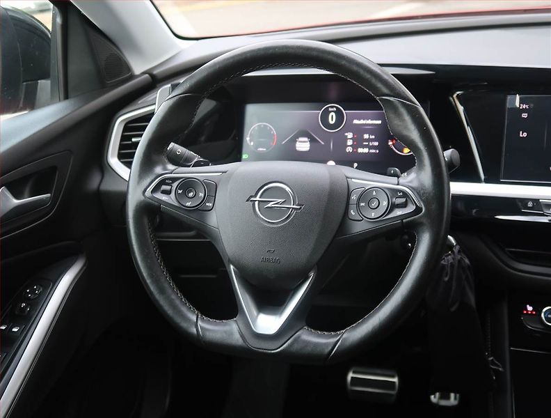 Opel Grandland X (2023) 1.2 Turbo, Automat, Serv.kniha - fotka 16 z 22