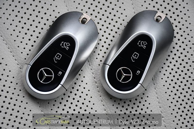Mercedes-Benz EQS 580 4M HYPERSCREEN K360° 1M - fotka 38 z 59