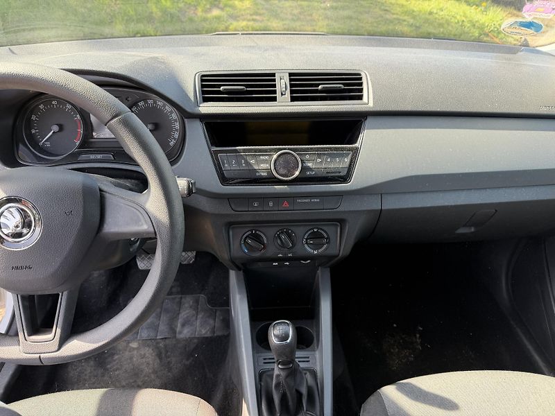 Škoda Fabia 1.0 TSI - fotka 16 z 21