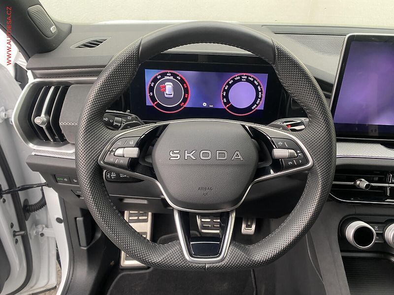 Škoda Kodiaq (2025) 2.0 TDi, 1.maj,ČR, SportLine - fotka 11 z 30