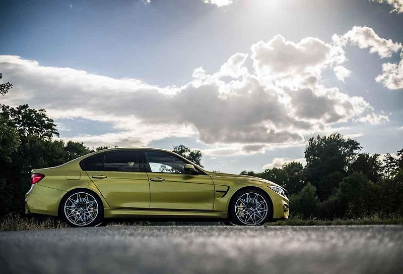 BMW M3.