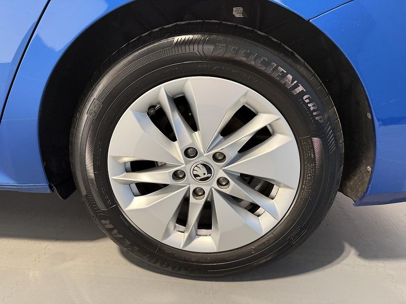 Škoda Octavia 2.0 TDI 85kW Ambition Combi - fotka 11 z 14