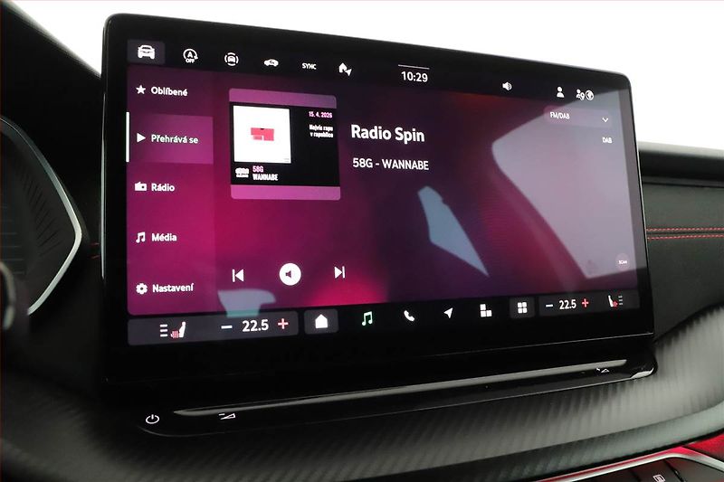 Škoda Octavia (2024) RS 2.0 TSI, RS, Matrix FullLed - fotka 9 z 22