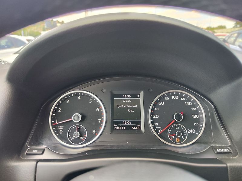 Volkswagen Tiguan 2.0 TSI/132kWSport 4Motion DSG - fotka 15 z 26