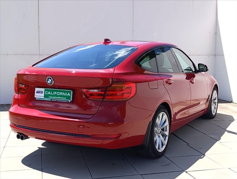 BMW Řada 3 2,0 325D GT Aut. kůže navi kam - fotka 7 z 39