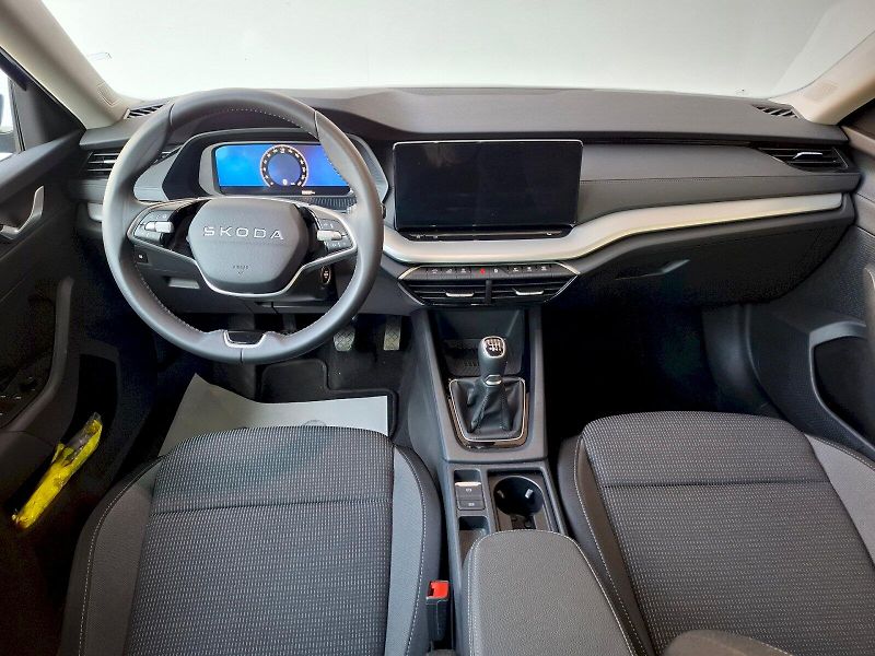 Škoda Octavia (2025) SELECTION 2,0 TD 85/kW M6F - fotka 23 z 27