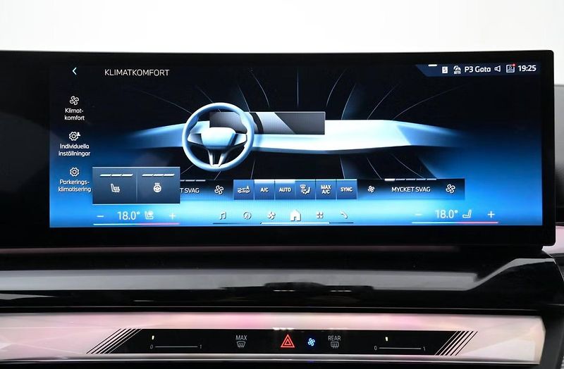 BMW i5 eDrive40 Touring M SoH 97% Taž - fotka 17 z 26
