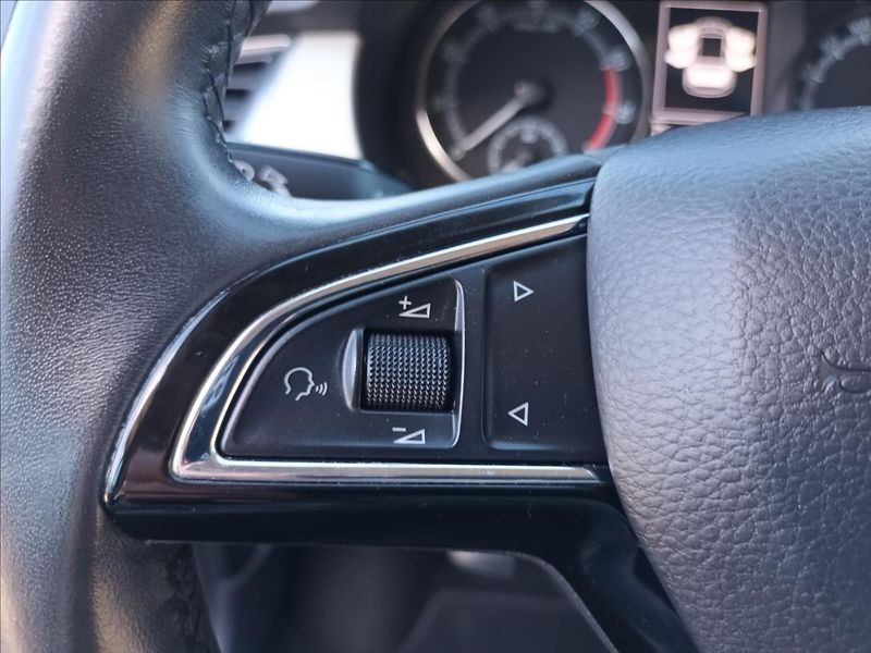 Škoda Fabia 1,0 TSI,81KW,DSG,STYLE,TAŽNÉ, - fotka 26 z 46