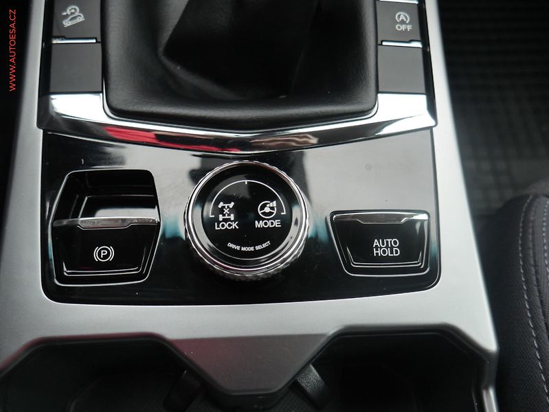 SsangYong Korando (2023) 1.5T-GDi 4x4, 1.maj,ČR, AC - fotka 21 z 21