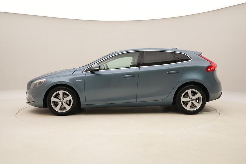 Volvo V40 D2 MOMENTUM CZ 1.maj. - fotka 8 z 44