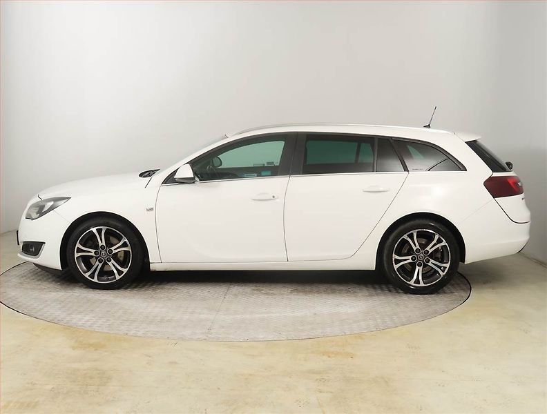 Opel Insignia (2015) 2.0 CDTI, nová STK - fotka 3 z 19