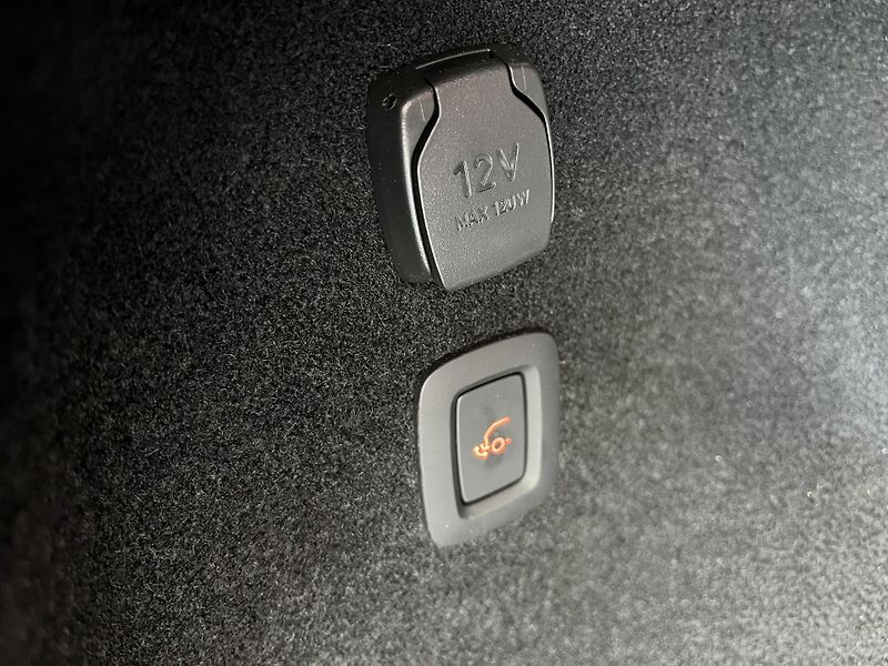 Volvo EX30 AWD Ultra Twin /TZ//REZERVACE - fotka 27 z 51