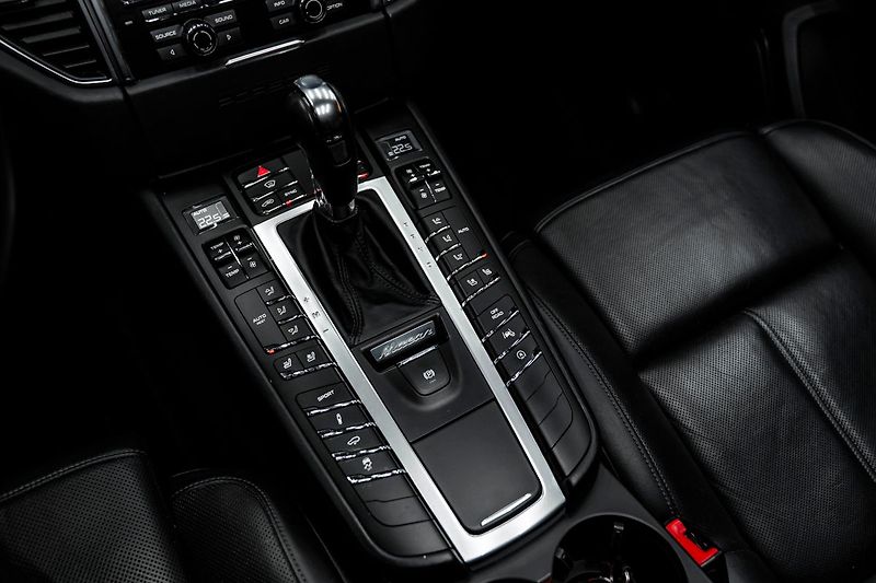 Porsche Macan S - fotka 13 z 22