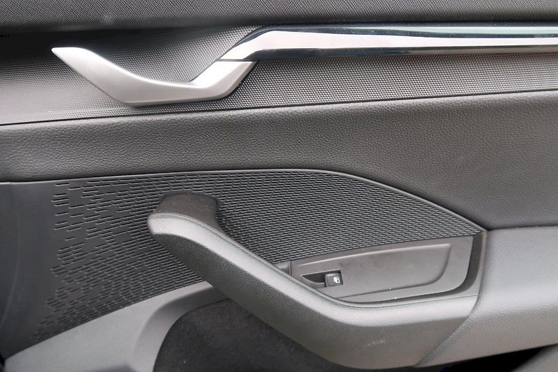 Škoda Octavia (2025) RS 2,0 TSI 195 kW DSG - fotka 23 z 30