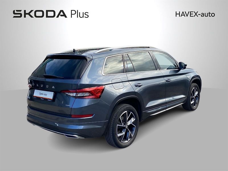 Škoda Kodiaq (2021) 2.0 TDI 4x4 DSG L&K - fotka 2 z 48