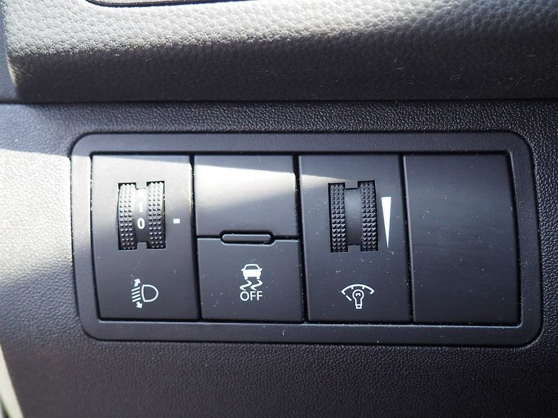Hyundai ix20 (2014) 1.4 CVVT, Tažné - fotka 19 z 36