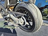 Aprilia Tuono V4 1100 Factory (2026) E5+ - náhled 13