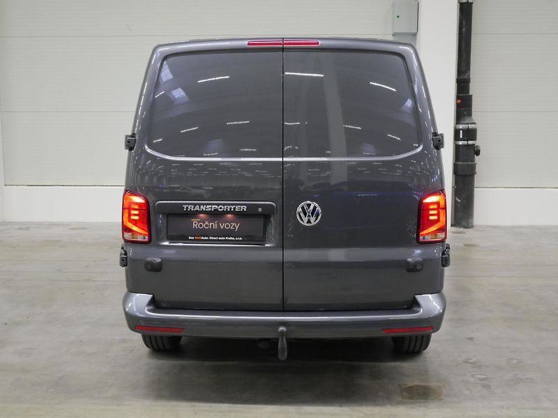 Volkswagen Transporter - fotka 6 z 25