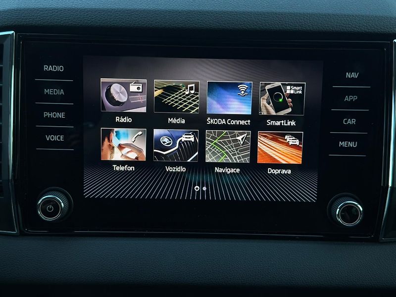 Škoda Karoq (2018) 2.0 TDI DSG Style 4x4 Webasto  - fotka 15 z 19
