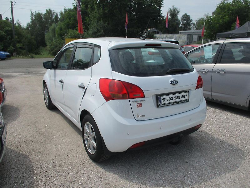 Kia Venga (2011) 1,4i - fotka 4 z 11