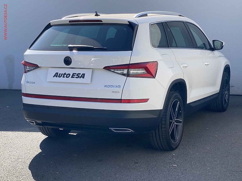 Škoda Kodiaq (2018) 1.4 TSi 4x4, Style, DSG, +ALU - fotka 4 z 20