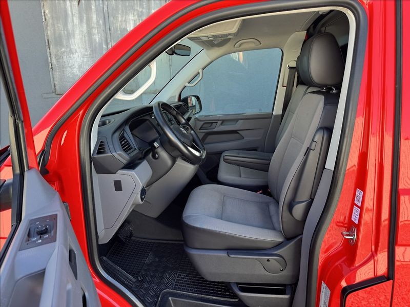 Volkswagen Transporter 2,0 TDI DSG LONG DPH 1.maj ČR - fotka 26 z 50