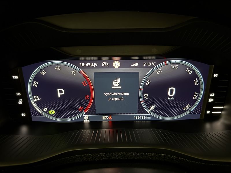 Škoda Karoq 2,0 TDi  DSG 4x4 Style Virtual - fotka 22 z 44