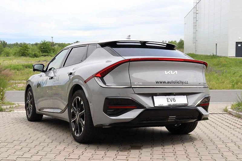 Kia EV6.