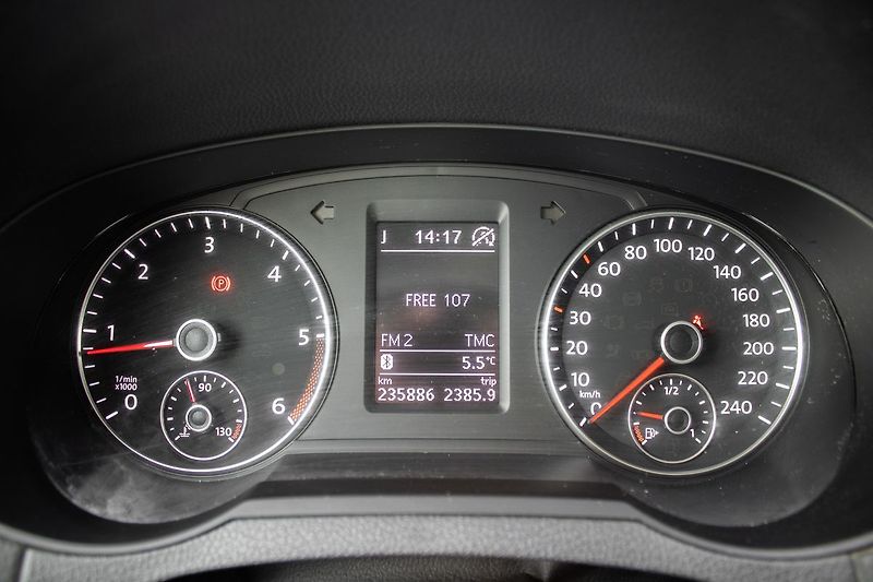 Volkswagen Sharan - fotka 20 z 39