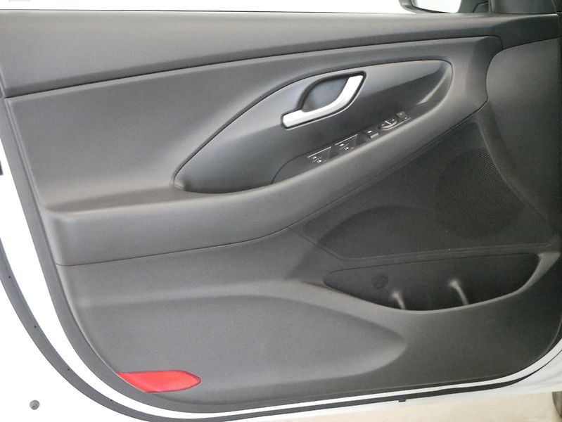 Hyundai i30 - fotka 12 z 25