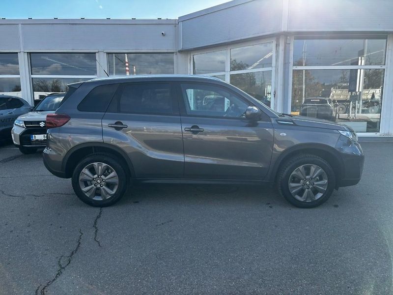 Suzuki Vitara Premium - fotka 8 z 13