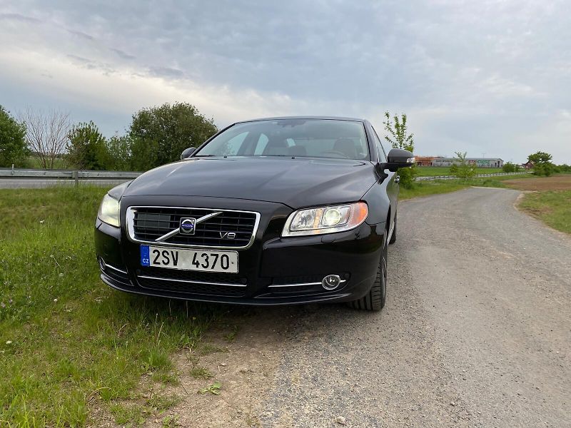 Volvo S80 (2008) Volvo S80 V8 4.4 - fotka 14 z 19