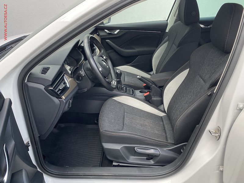 Škoda Scala (2023) 1.0 TSi, 1.maj,ČR, Style, LED - fotka 9 z 19