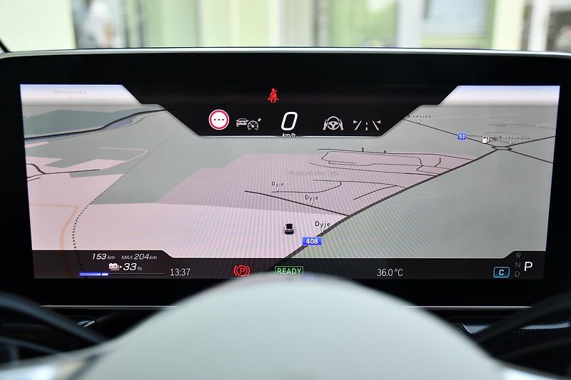 Mercedes-Benz EQE 350 4MATIC 4L-ZÁRUKA  - fotka 34 z 58